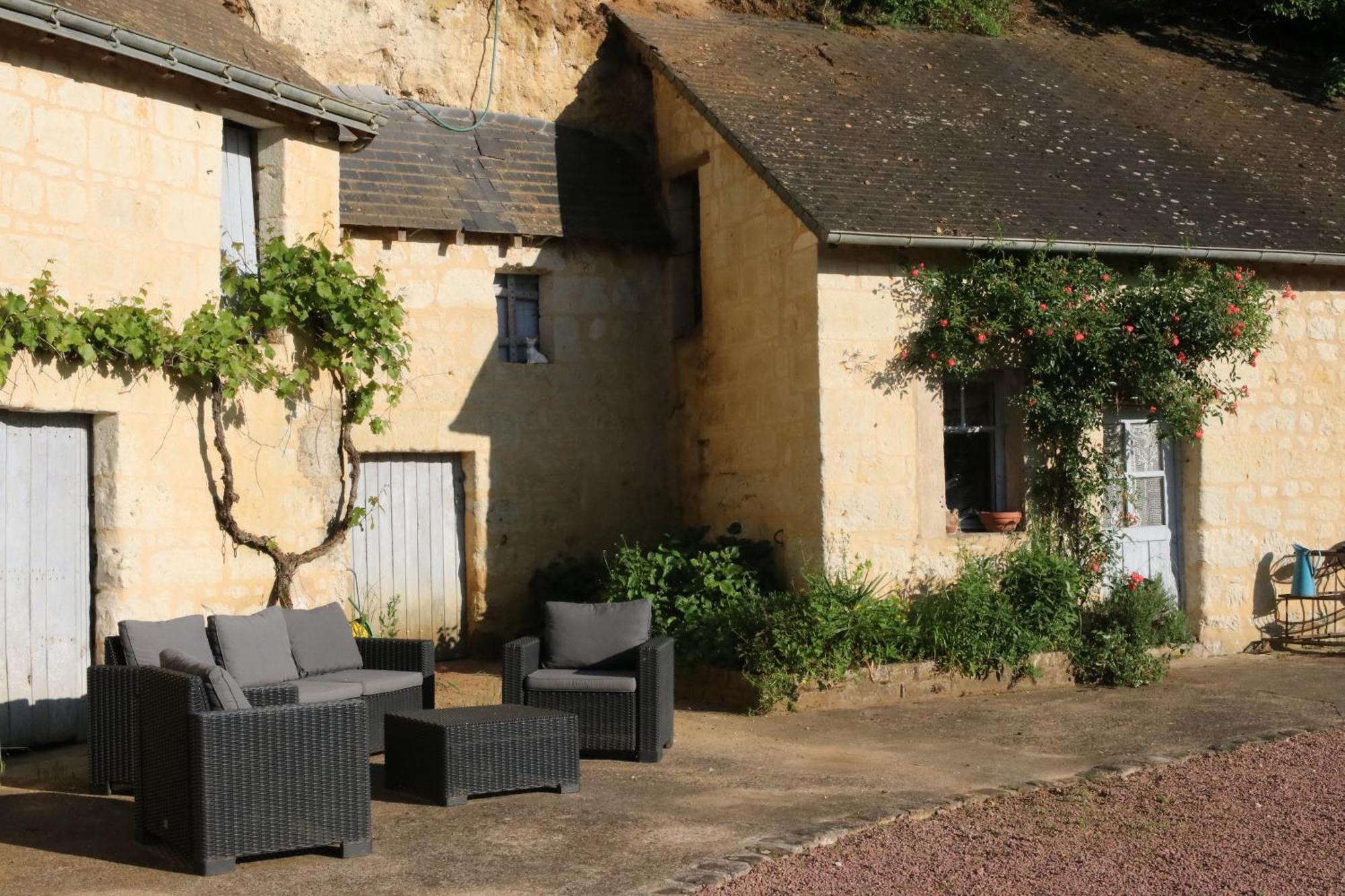 Chambres D'Hotes Du Noisillet Cinais Exterior photo